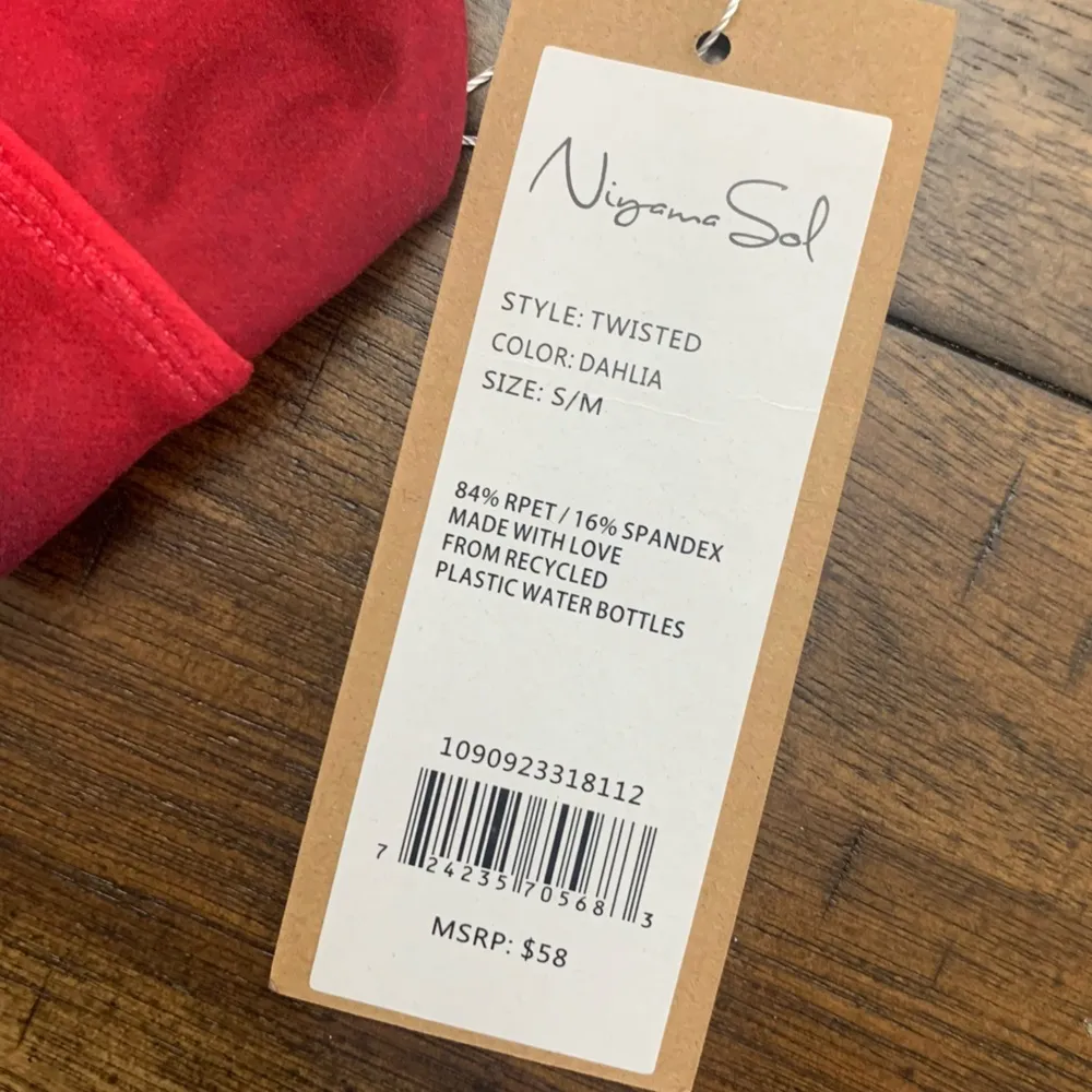 NEW (2) Niyama Sol Twisted Dahlia S/M Sports Bra Red Size undefined - Image 5