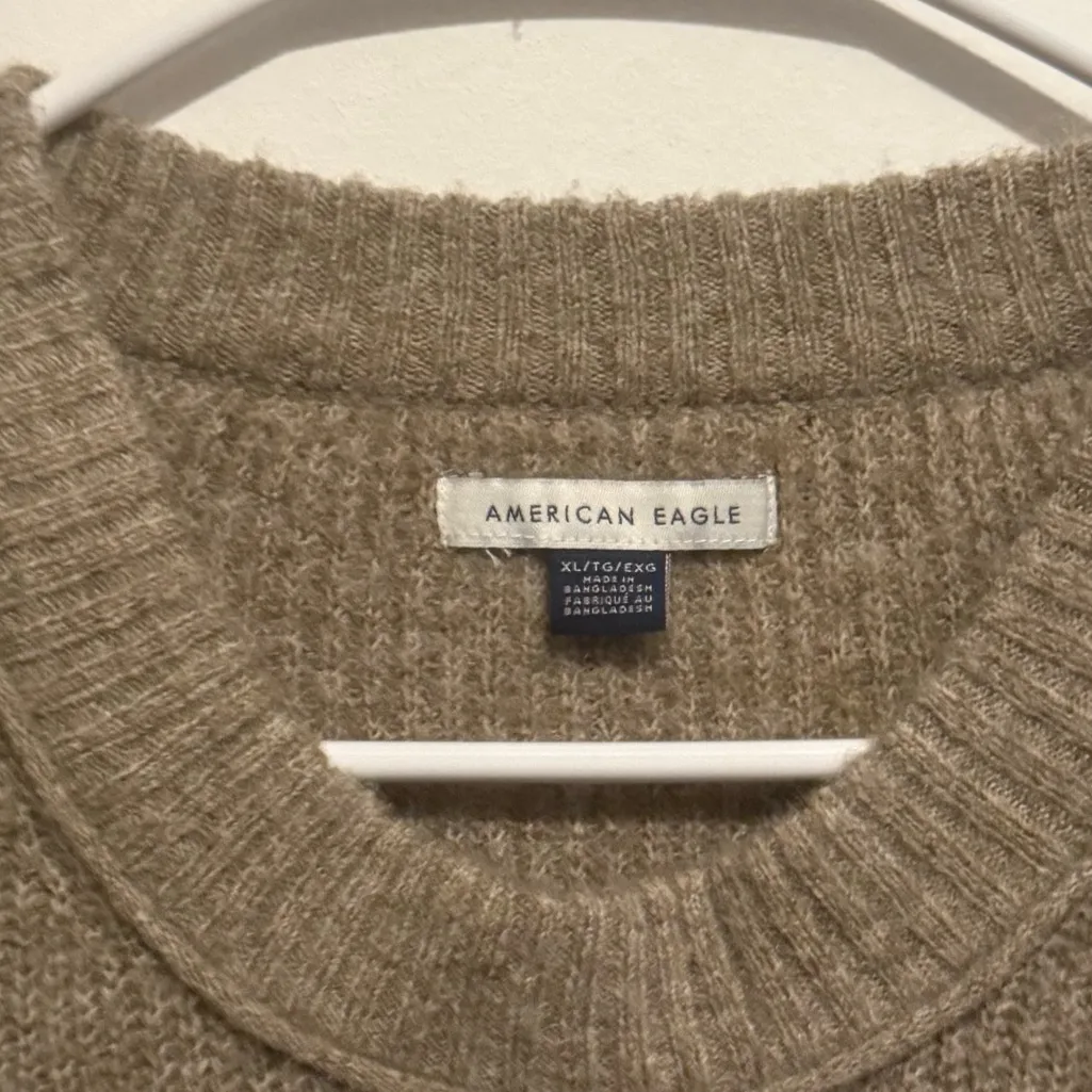 American Eagle XL cream sweater - Image 3