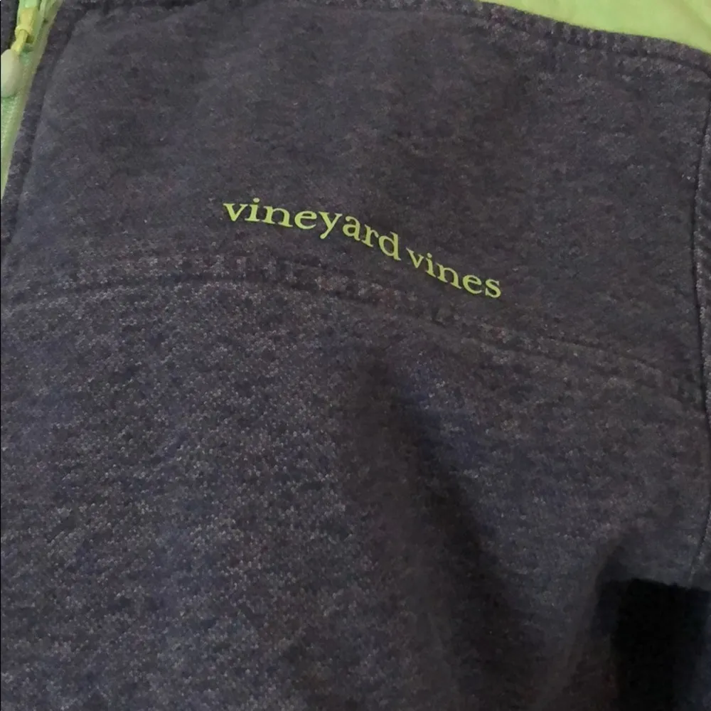 Vineyard Vines sweatshirt - Image 2