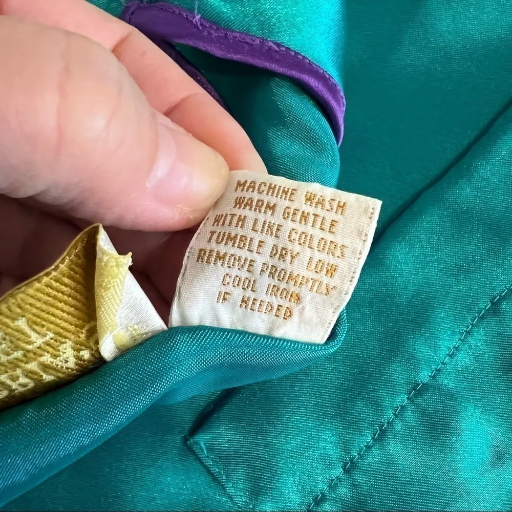 Victoria’s Secret Gold Label Vintage sleep tunic top, jewel green satin, sz M - Image 12