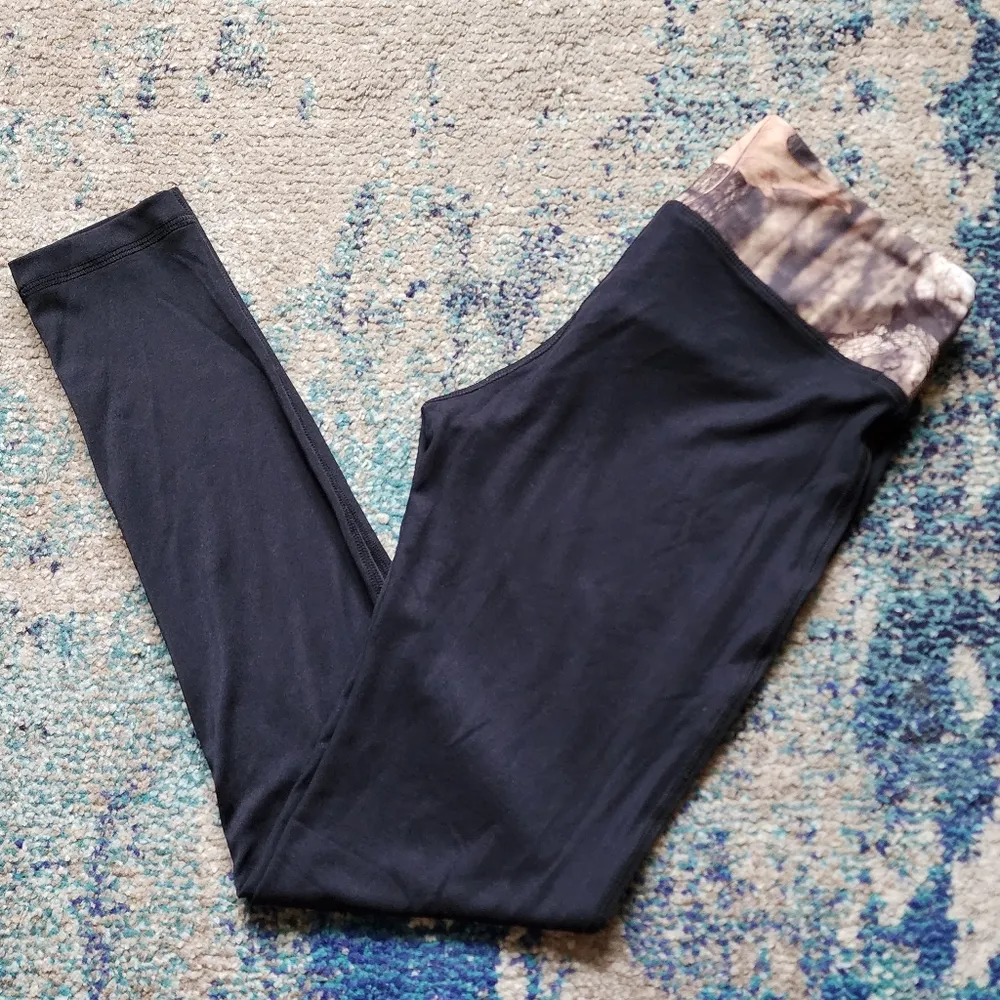 Yukon Gear M.T. Leggings Eith Mossy Oak Infinity Camo Size Medium - Image 2