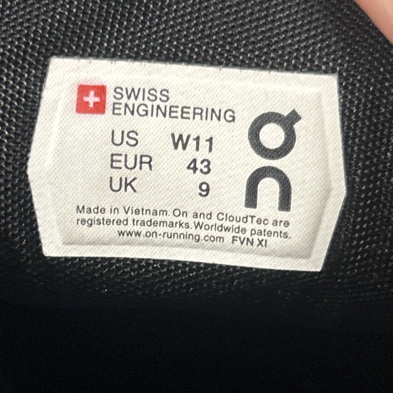 On CloudFlow Shoes Womens Size 11 Mesh Gray Pink Running Athletic Sneakers - Image 9