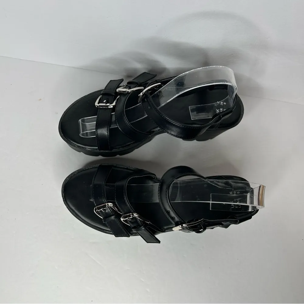 New Faux Leather Chunky Black Platform Sandals 8 Strappy Design - Image 5