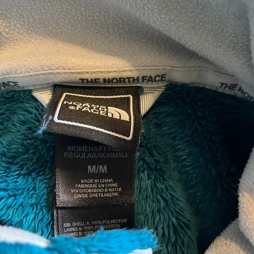 The North Face  Medium Teal Sherpa Jacket - Image 3