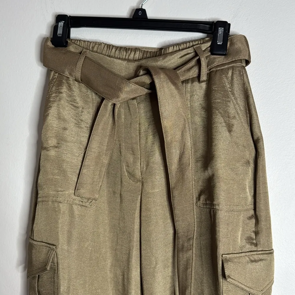 Express New Women’s Cargo Tie Waist Cropped Pants Mustard Satin Sheen Sz 0 Short - Image 3