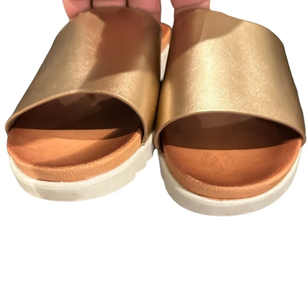 💙SALE 3/$25 SEVEN7 BRONZE LUG PLATFORM SLIDES 8 - Image 2