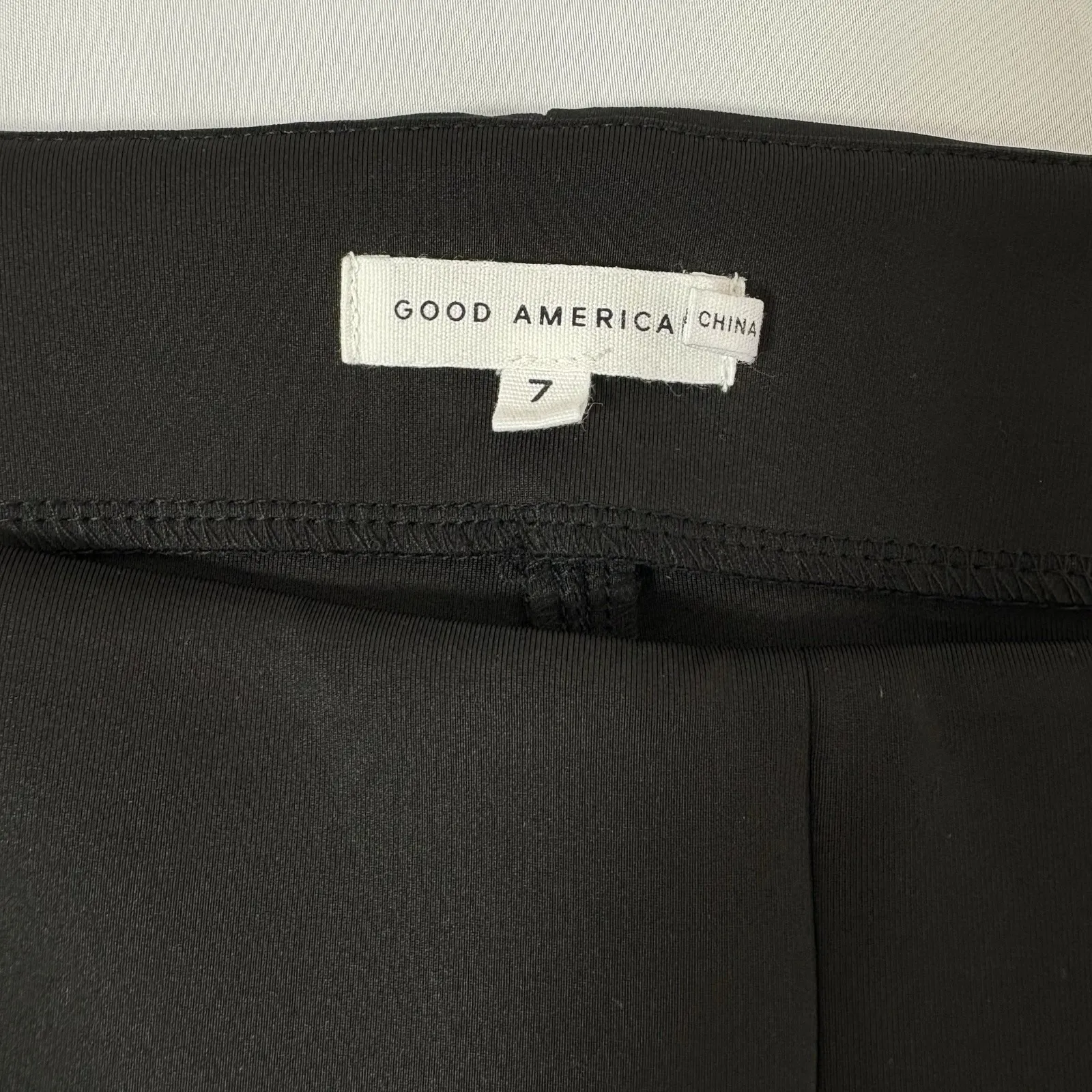 Good American GWB0066 Black Scuba Flare Ankle Zip Pants Sz 7 Plus Size Business‎ - Image 6