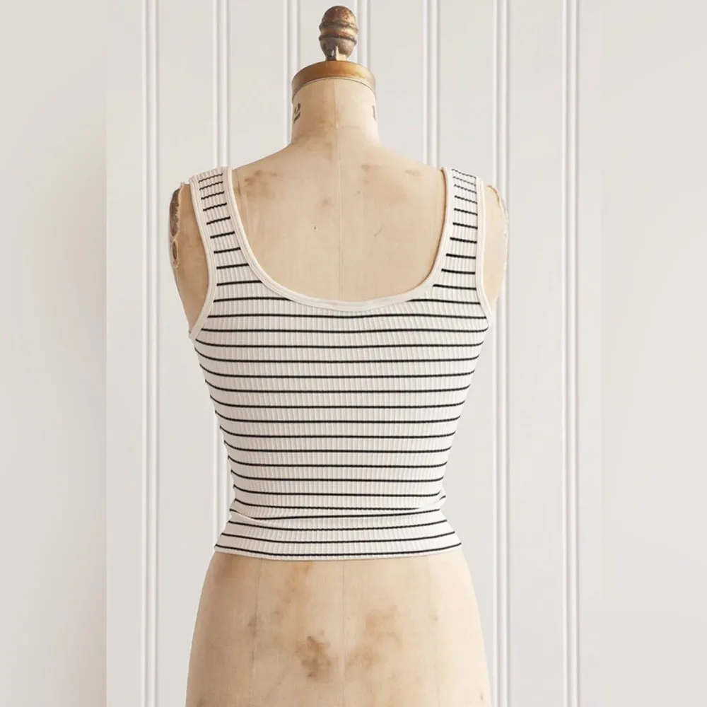American Eagle Outfitters Cropped Black and White Striped Button- Up Tank Top - Image 4