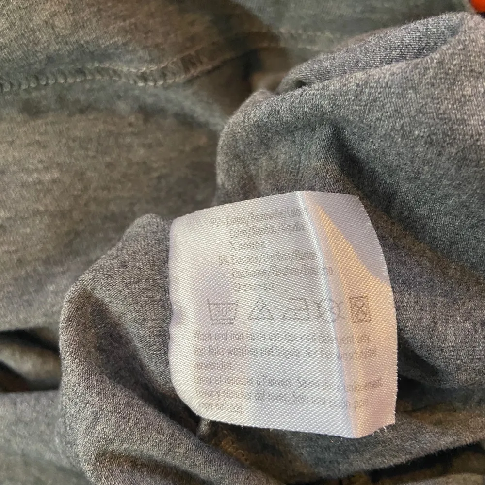 Boss Hugo Boss grey cotton long sleeve T-shirt L. - Image 7