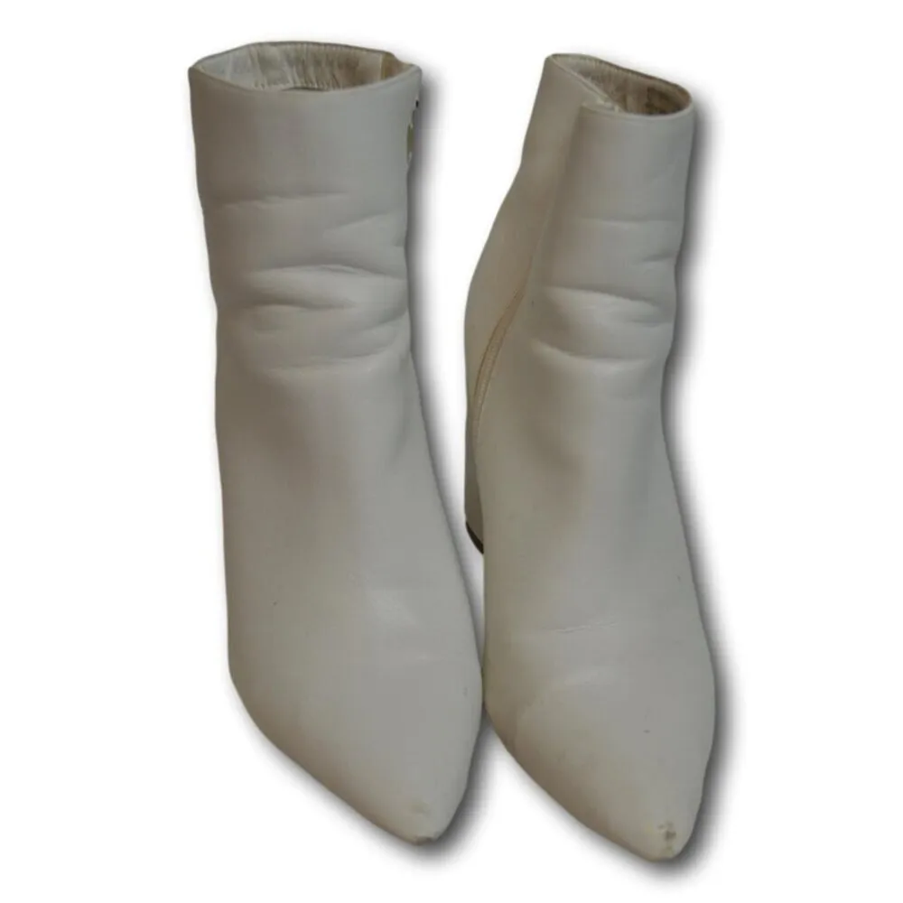 Madden Girl Finlee Ankle Boots, Women's Size 8.5 M, White - Image 3