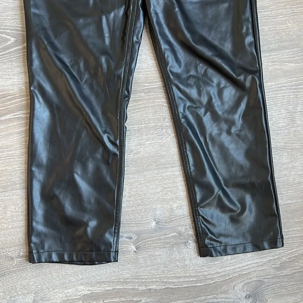 Abercrombie and Fitch Curve Love Vegan Leather 90s Straight ultra high rise - Image 6