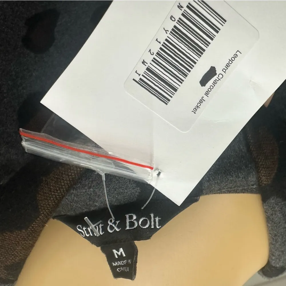 Strut and Bolt Charcoal Leopard Animal Print Long Blazer Jacket Womens Medium - Image 5