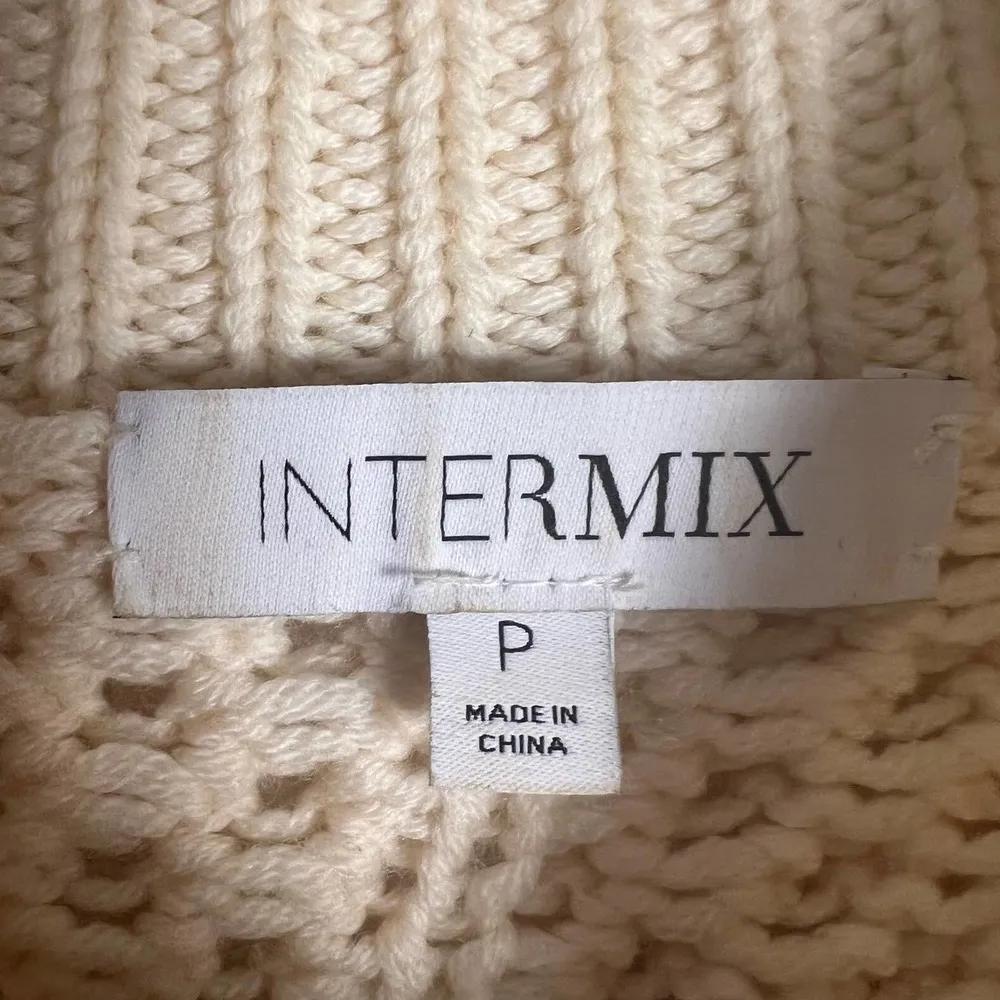 Intermix  Britta Ivory Cold Shoulder Cableknit Wool Sweater Size Petite - Image 9