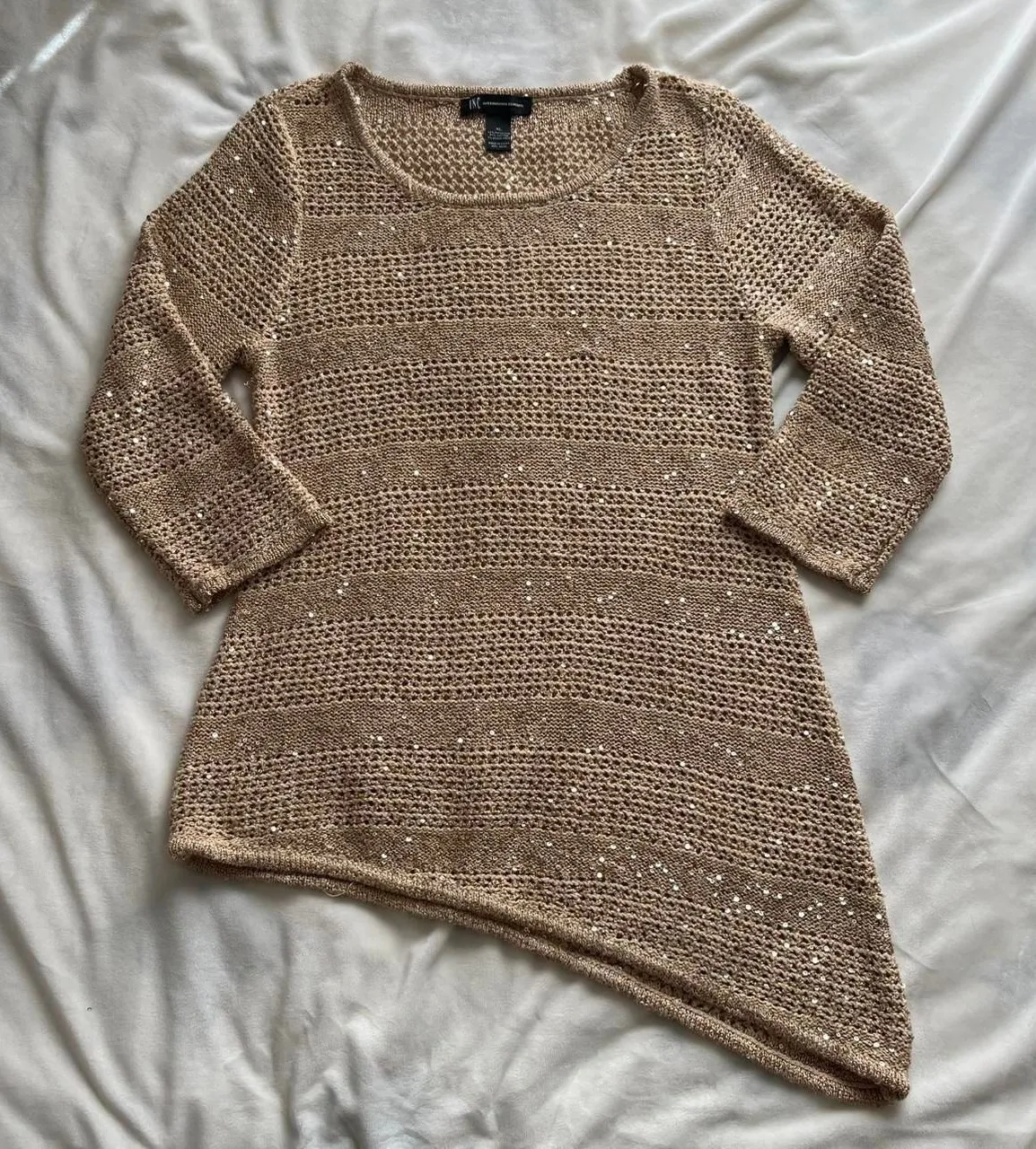 Y2K indie boho INC International tan & gold crochet sequin asymmetrical sweater Size XL - Image 1