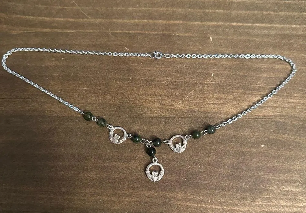 Vintage Claddagh necklace - Image 3