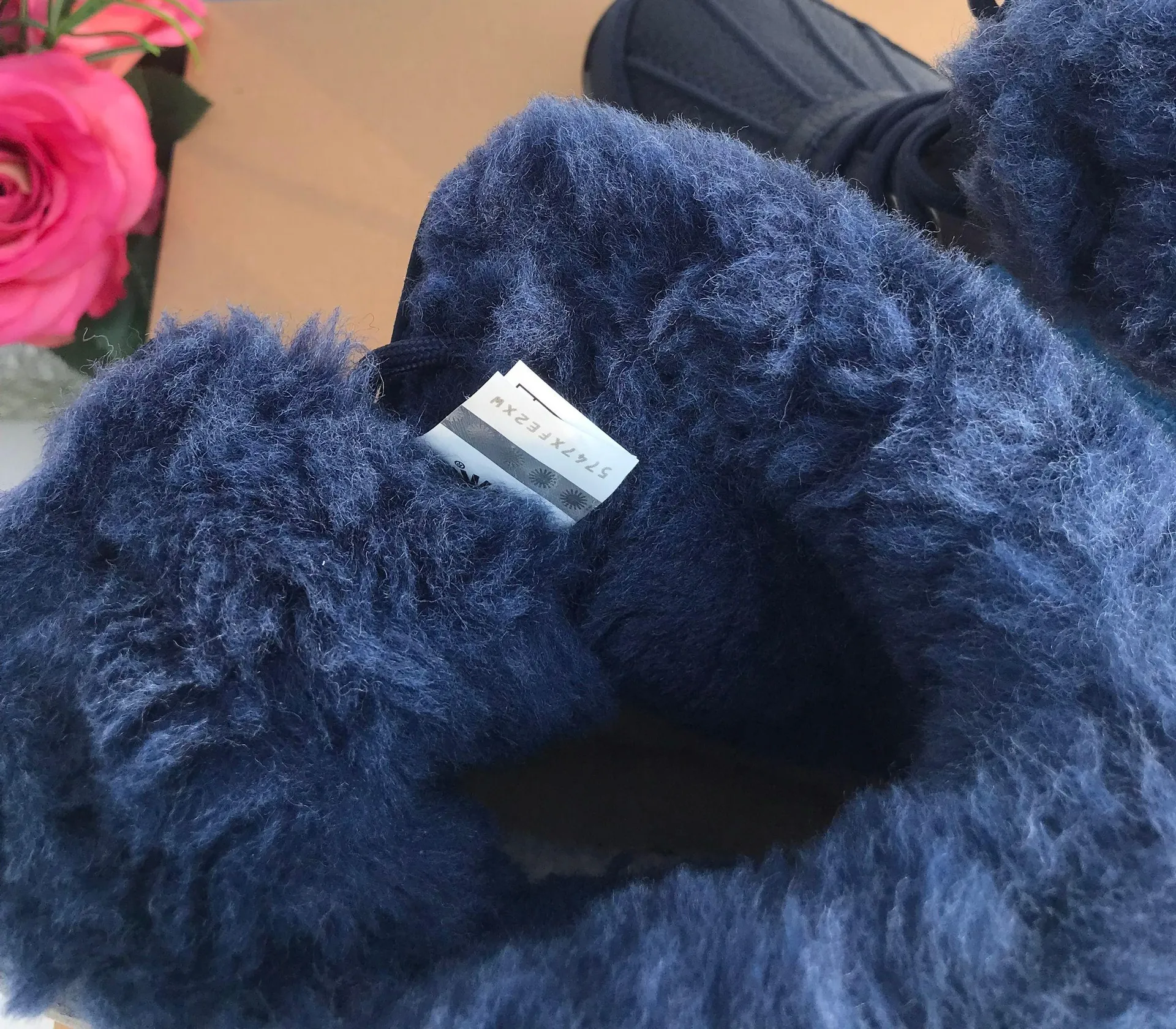 Adirondack III Velvet Croc Boots - Image 10