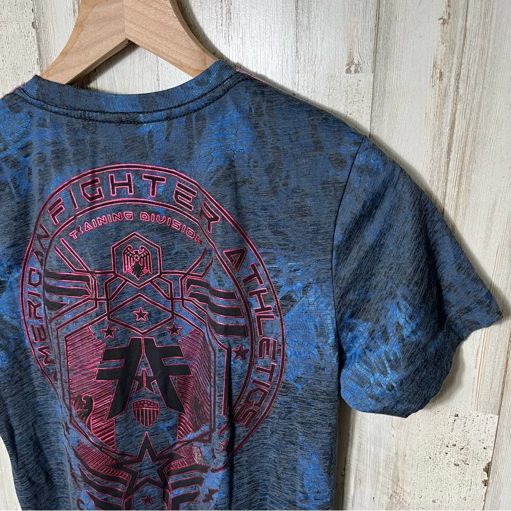 American Fighter Blue Pink Short Sleeve Shirt Animal Print Womens Medium - Image 4