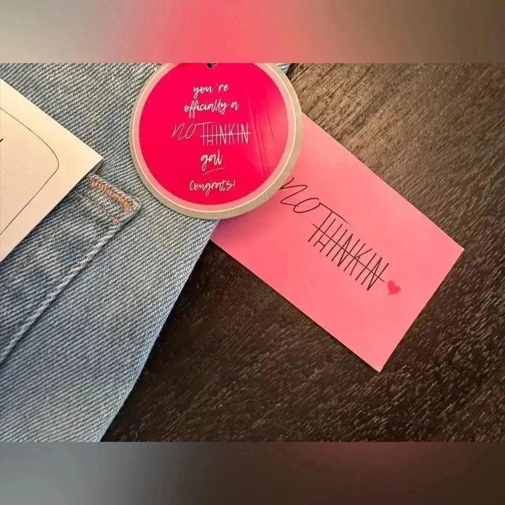 Light Blue Jeans Bermuda‎ Shorts Distressed High Waisted Size M /28 - Image 9