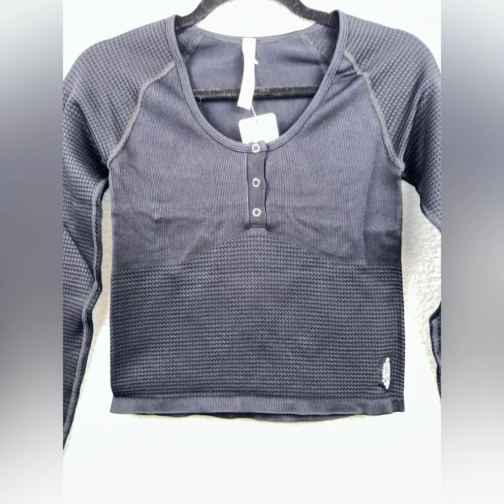 FP Movement by Free People Top Womens Black Bail Out Medium Large Layer Henley - Image 6