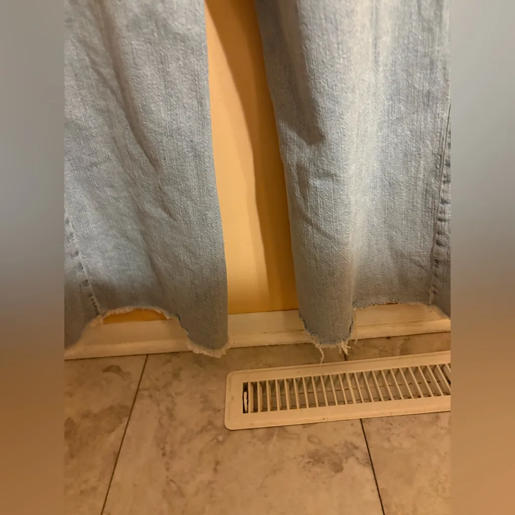 Anthropologie Pilcro Adi Regenerative Cotton Mid-Rise Flare Jeans in Safie Wash - Image 9