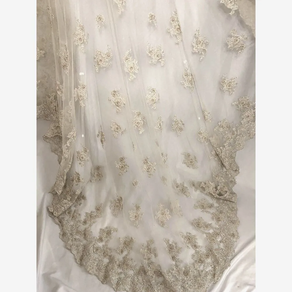 Vintage Cathedral Length Bridal Duster White Size undefined - Image 4