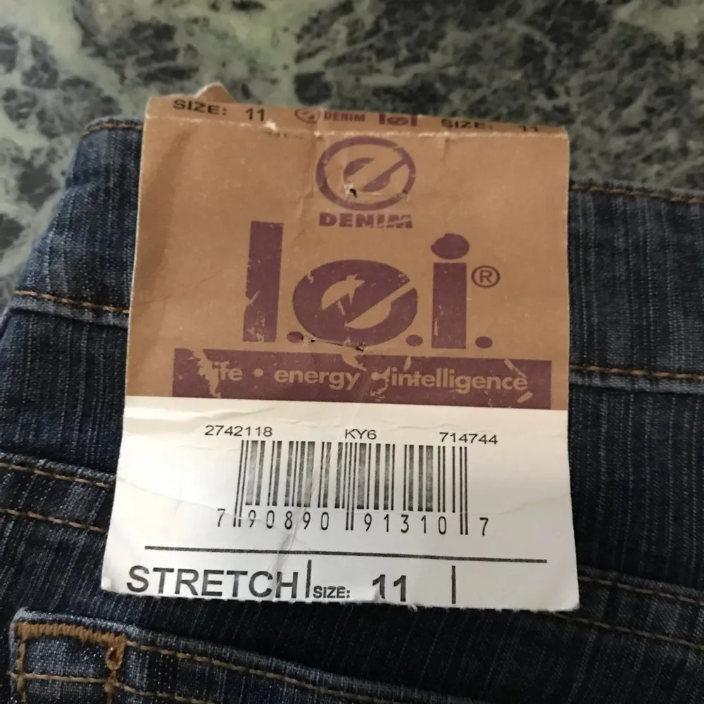L.E.I . Stretch Jeans - Image 7