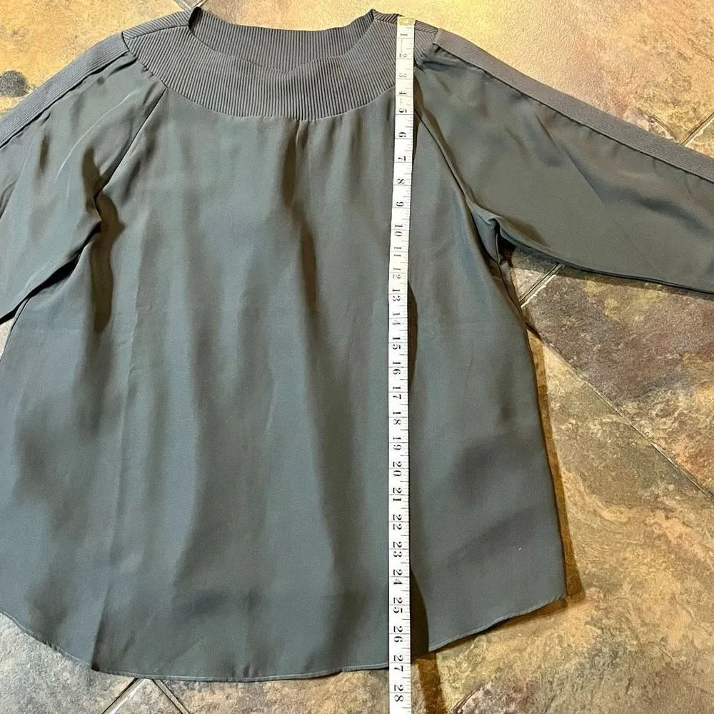 NWT Soft Surroundings Dianthus Chiffon Long Sleeve Tunic Stormy Sky Size Small - Image 6