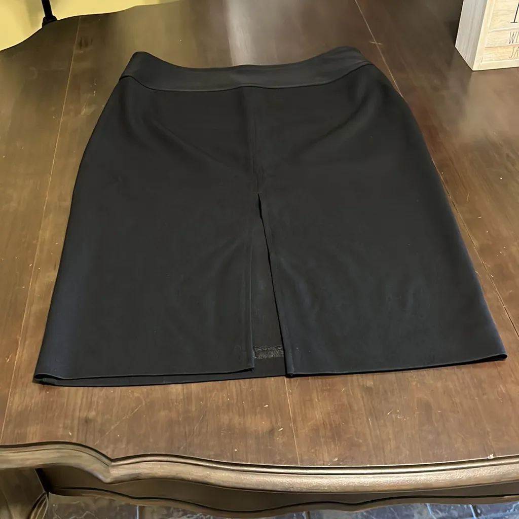 CLEARANCE- Ideology Pencil Skirt - Image 2