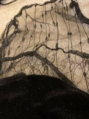 Velvet and Lace Top Black - Image 4