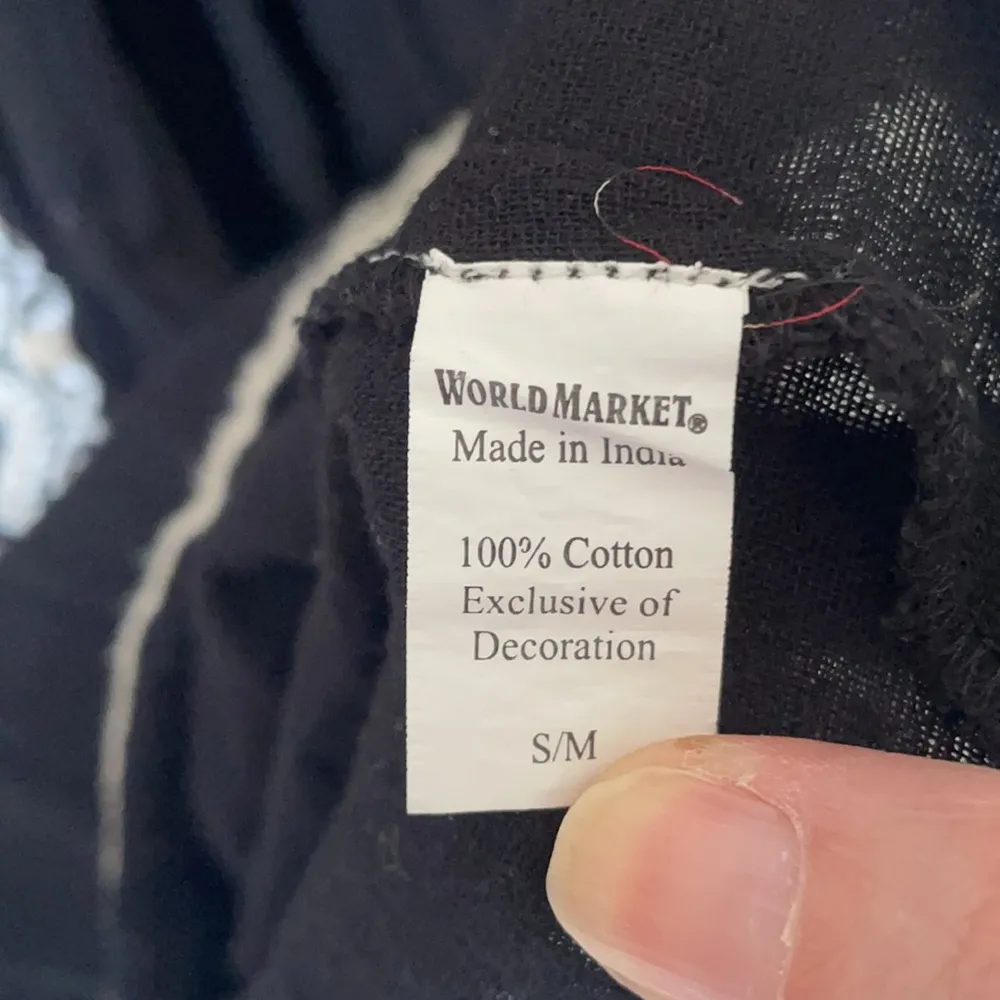 World Market Boho Black Embroidered Gauzy Popover Top S/M Size undefined - Image 6
