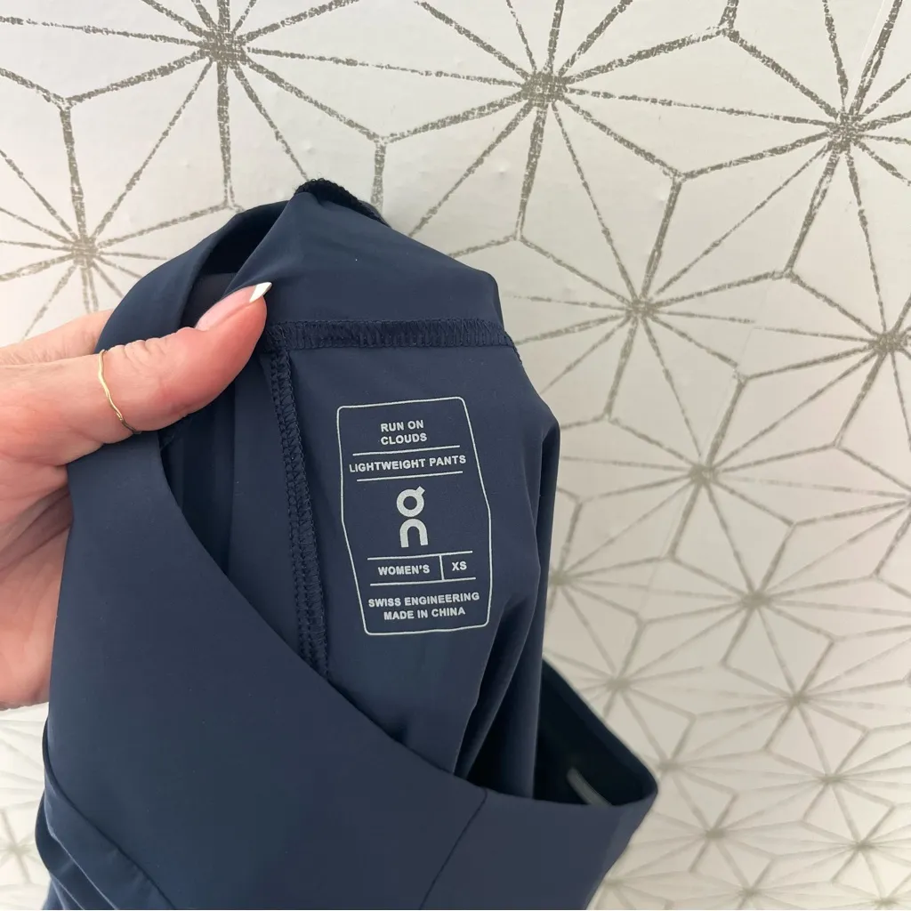 On Running Navy Run Jogger Blue Size XS - Image 6