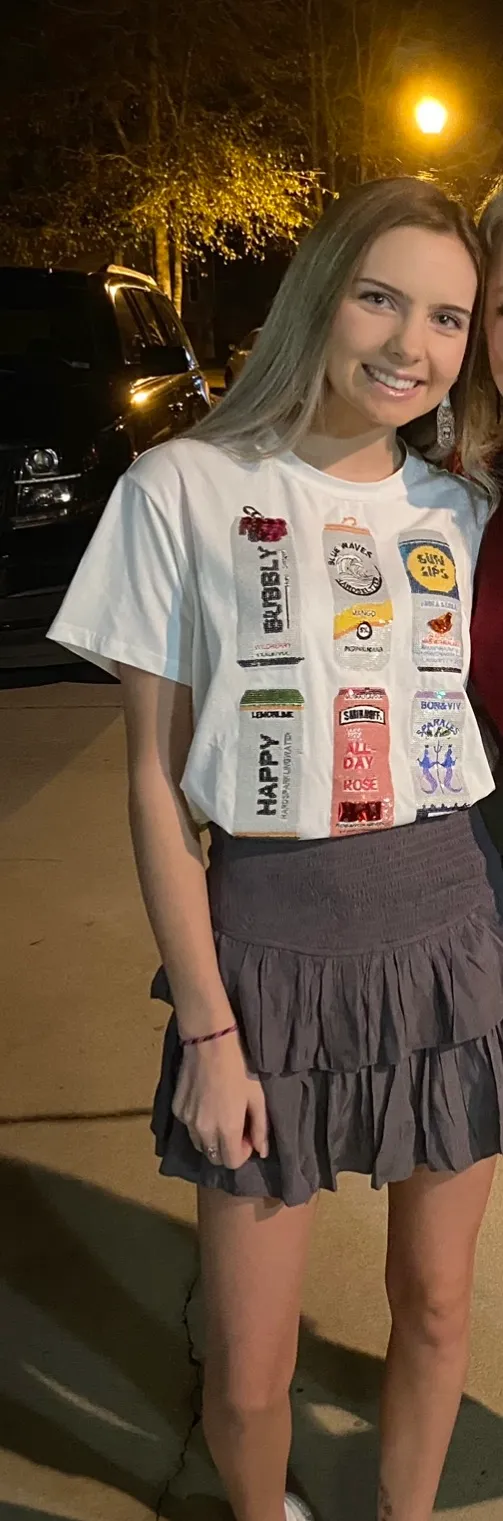 Queen Of Sparkles Seltzer Tee - Image 2