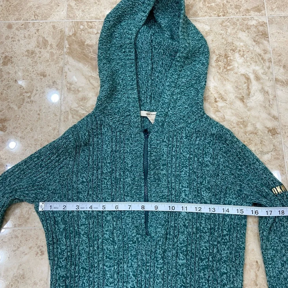 1/4 Zipper Hoodie Sweater. Size Small. Green - Image 5