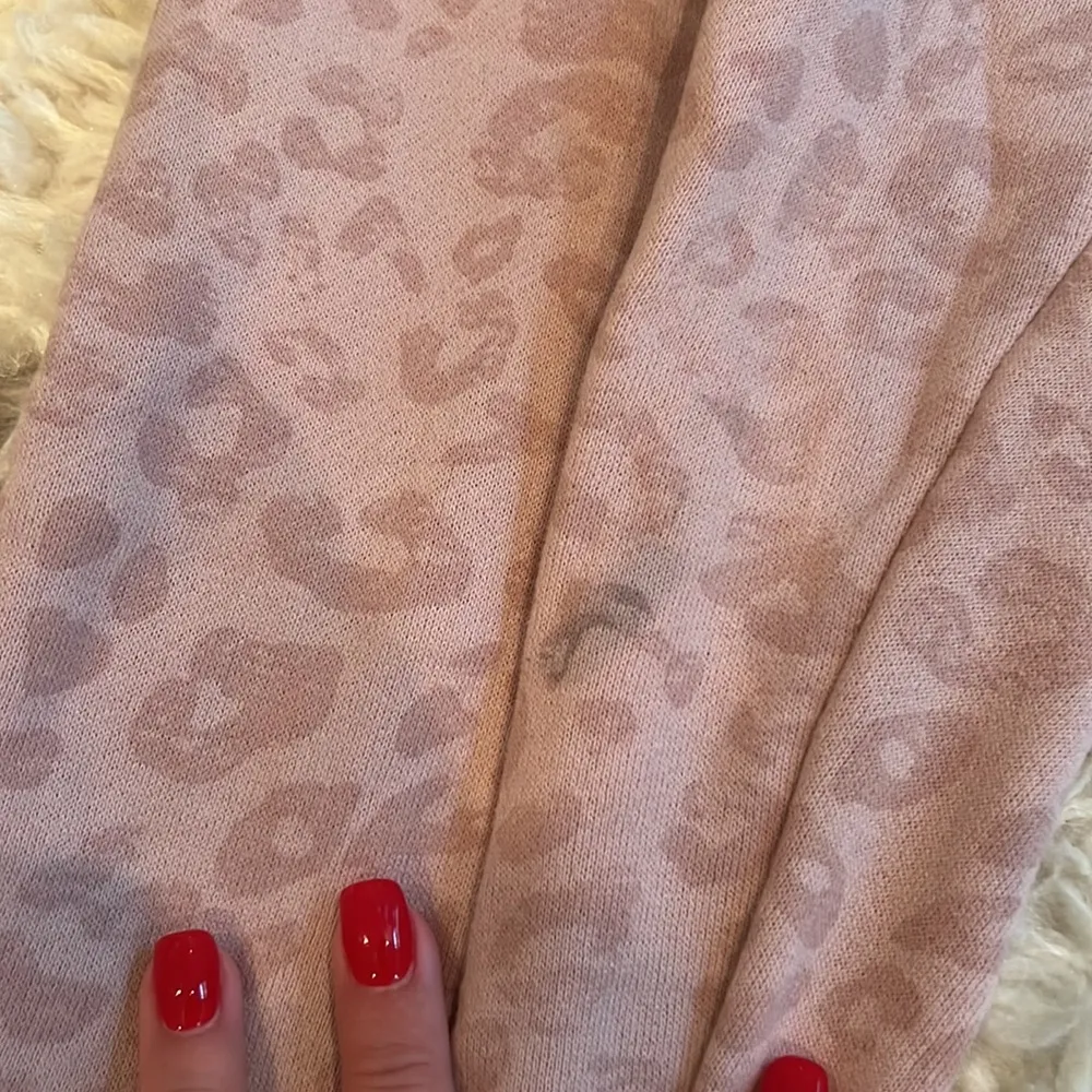 Calvin Klein pink cheetah joggers - Image 5