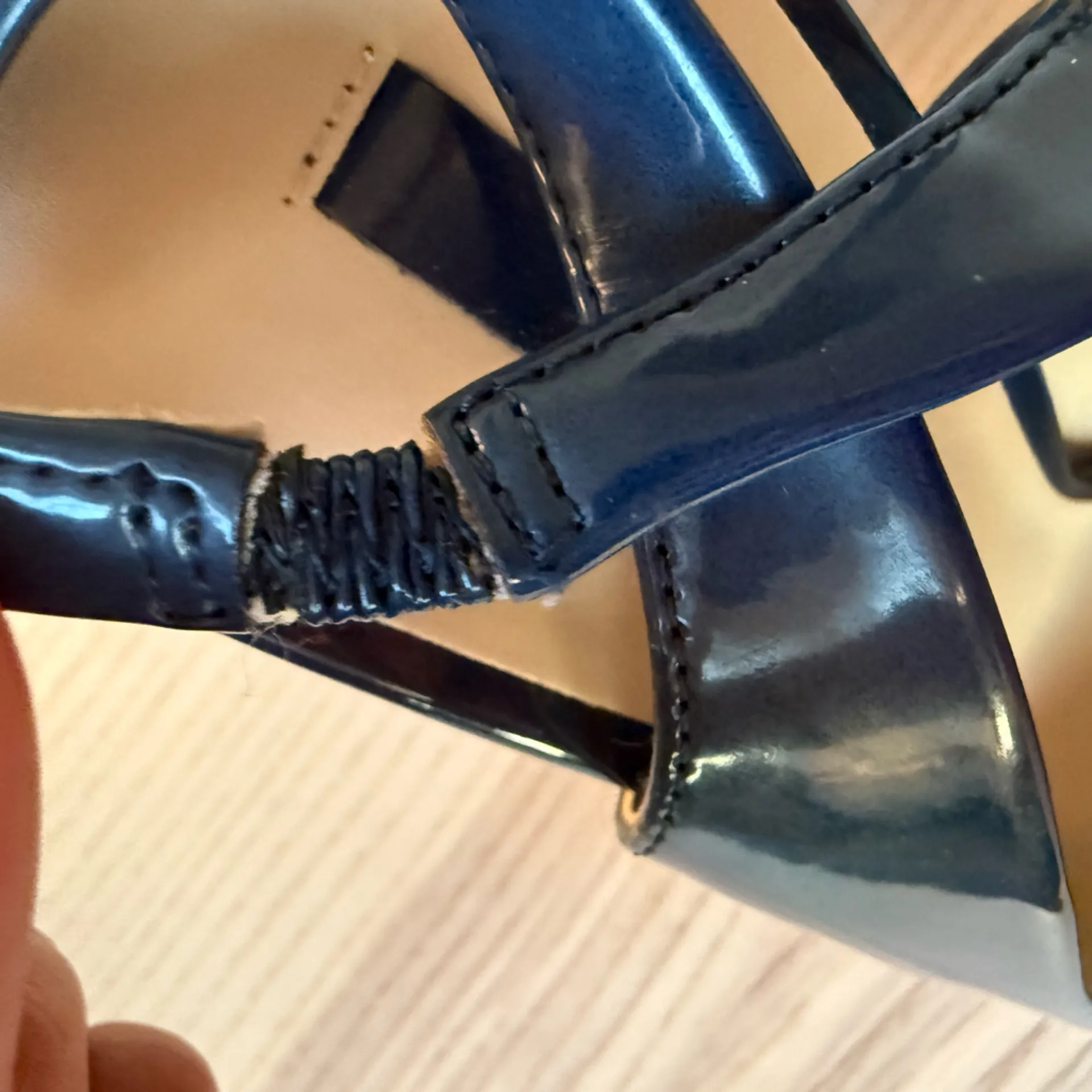 Zara women navy blue patent leather high heels luxury party  US 8 - Image 9