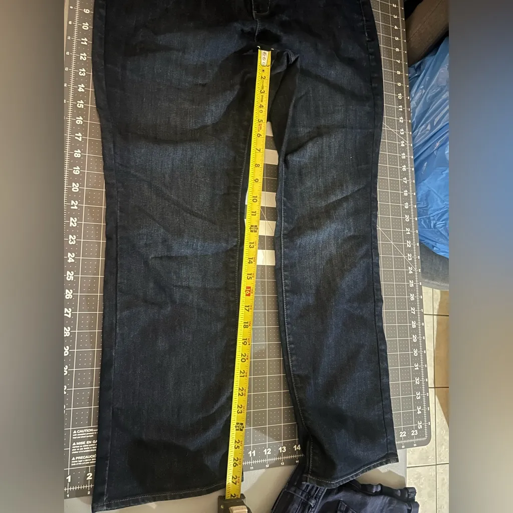 Coldwater Creek Women's Deep Indigo Relaxed Jeans - Image 3