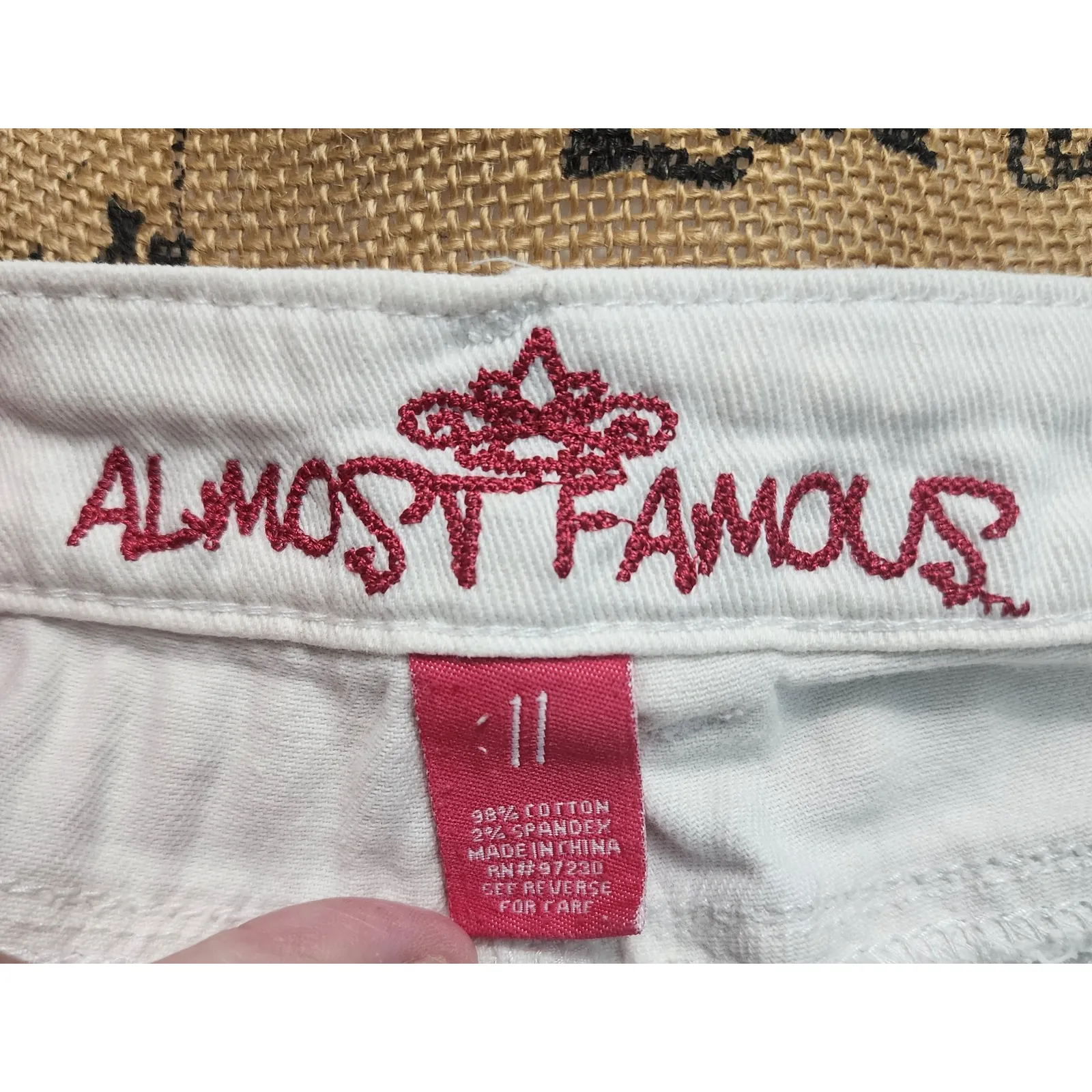 Almost Famous Women's White Distressed‎ Ripped Denim Jeans Slim Fit Size 11 - Image 7