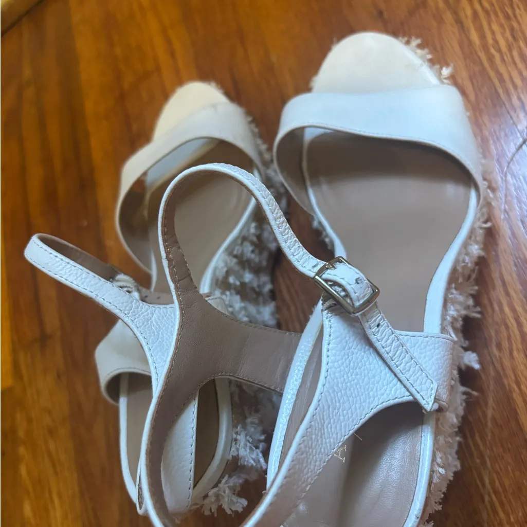 Anthropologie White Wedge Heels Sandals Size 11 - Image 8