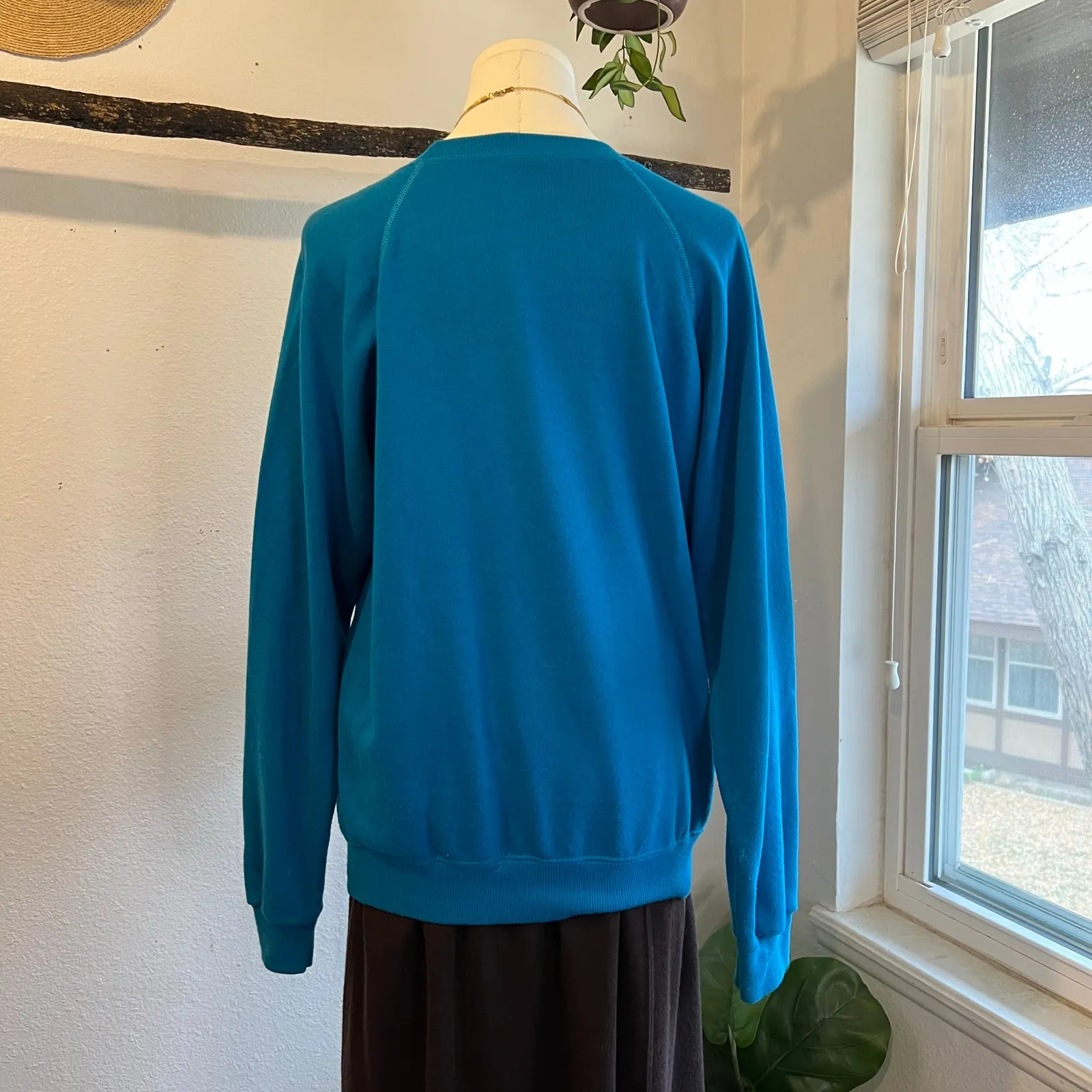 Hanes Vintage 90s Blue Southwestern Painted Crewneck Sweater USA Size M - Image 4