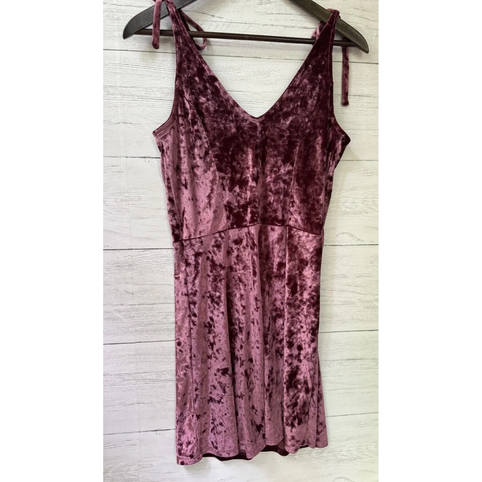La Hearts Dress XS Pink Crushed Velvet Tie Straps V-neck Mini Fit & Flare - Image 2