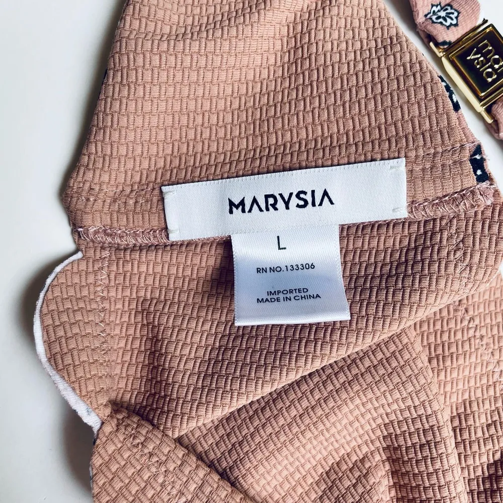 Marysia Antibes Bikini Swim Top Bandeau Pink Bandana Print Size Large NEW - Image 5