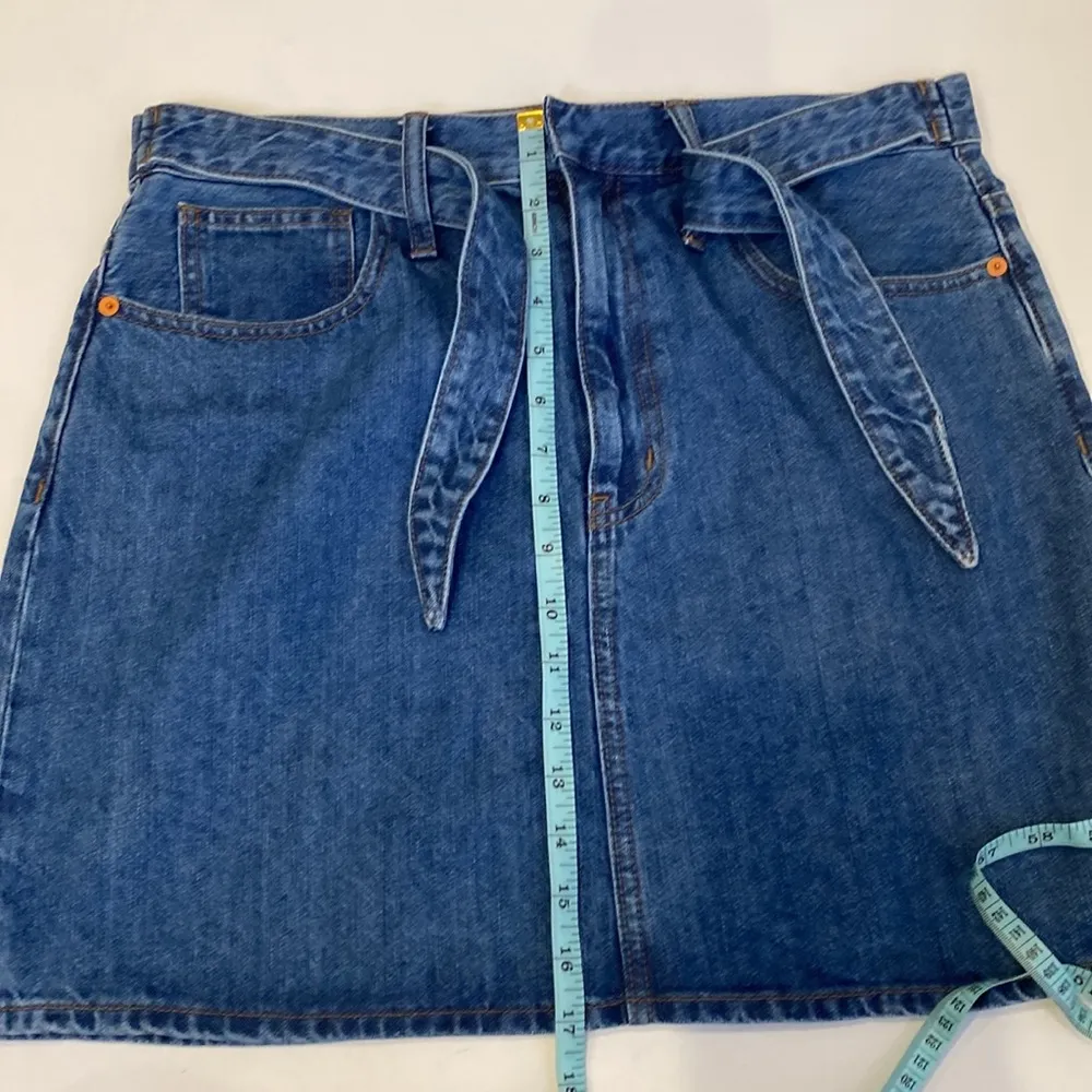 Madewell Rigid Denim Straight Mini Skirt in Haydel Wash: Tie-Waist EUC Sz 30 - Image 13