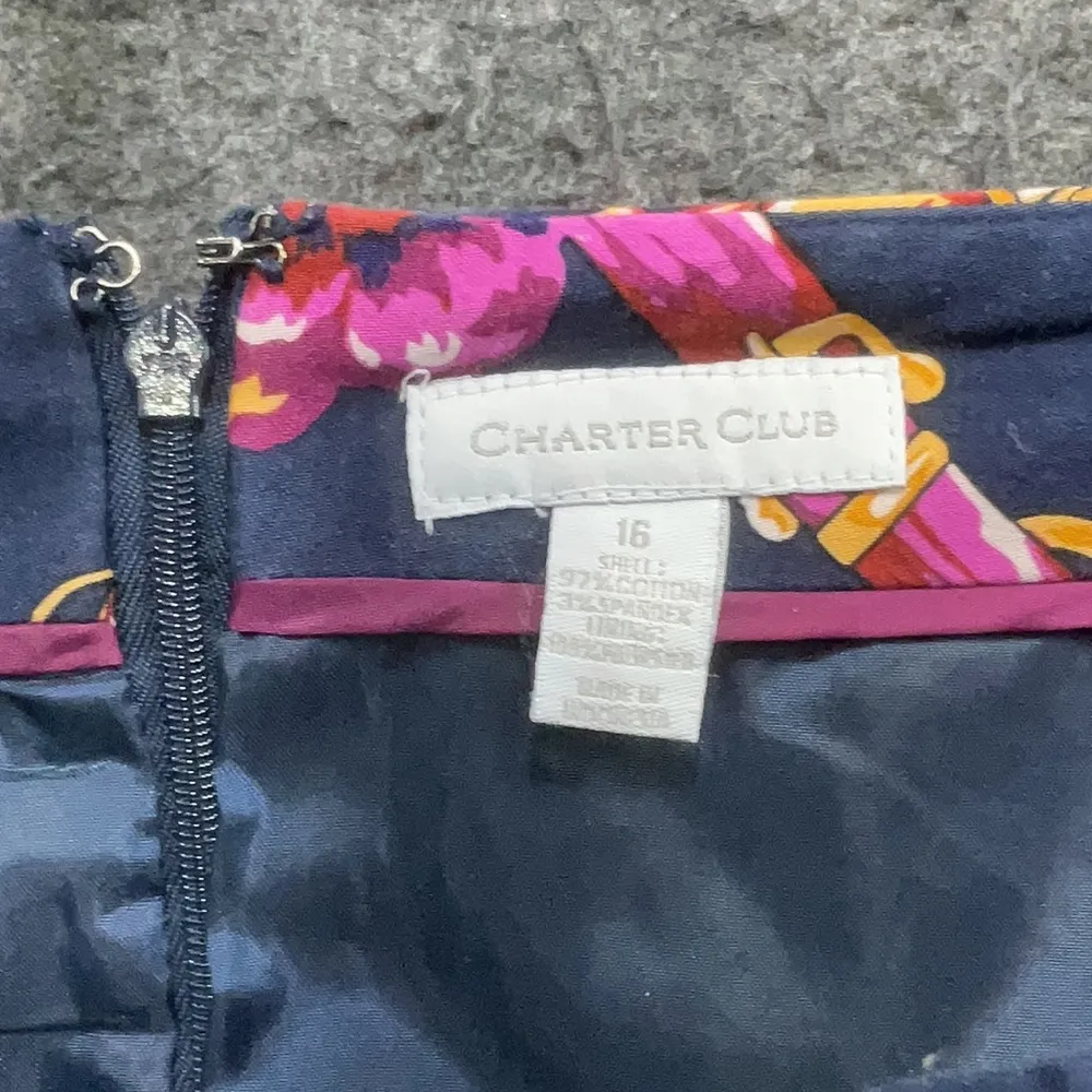 Charter Club Classic Navy Floral Equestrian Belt Pencil Skirt Women’s Size 16 - Image 3