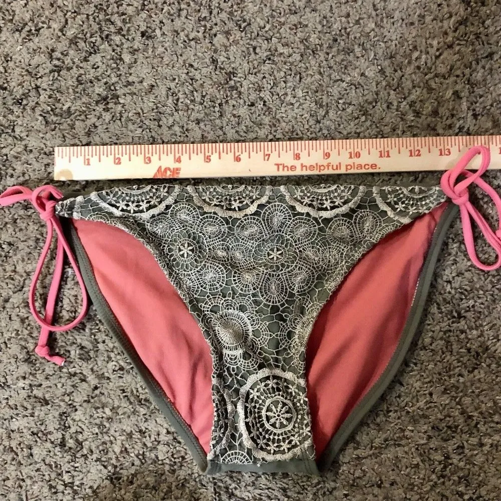 Xhilaration Swimsuit Juniors Top M Bottoms L Used 2 Piece Bikini Tan Salmon - Image 6