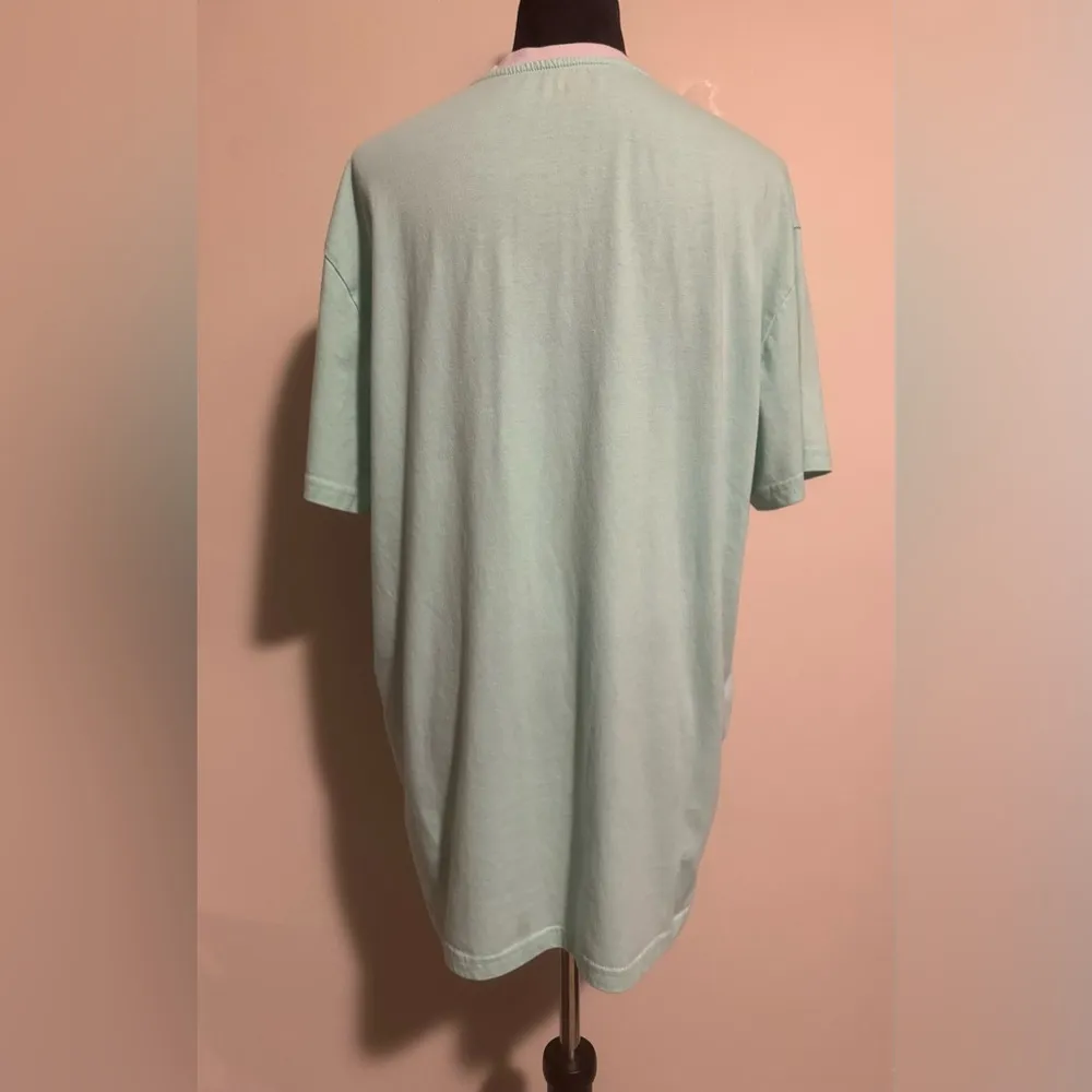 EUC Pusheen Blue Icecream Fan Club Graphic Tee size XL - Image 3