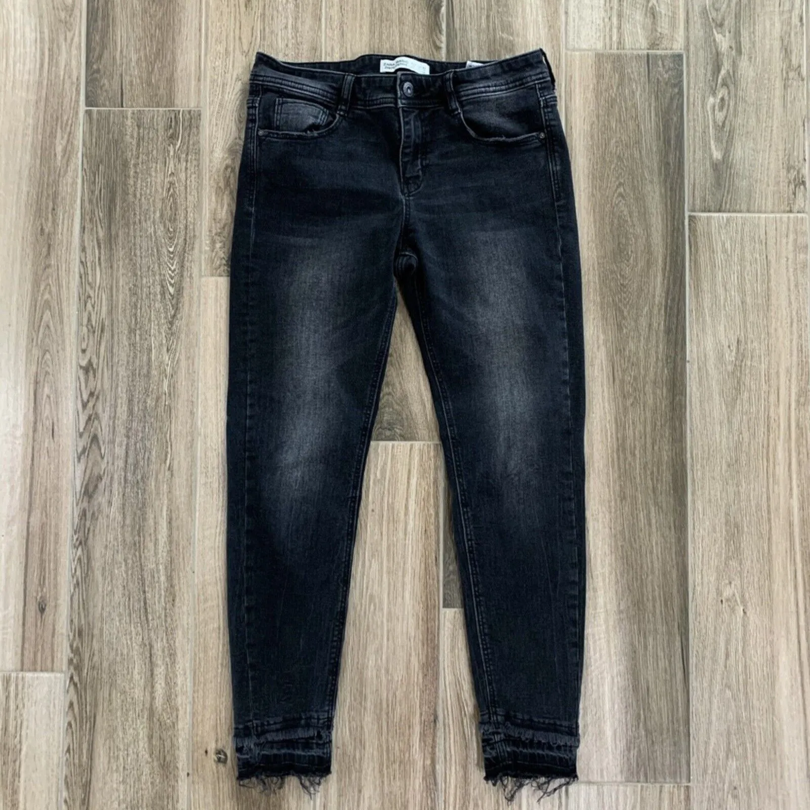 Zara Basic Sz 6 Jeans Skinny Double Raw Released Hem Distressed Faded Black - Image 2