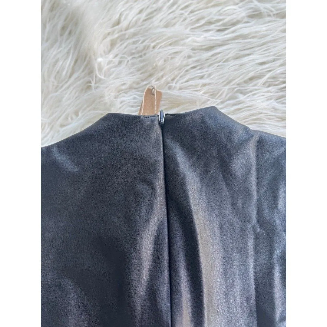 Skims Faux Leather Crew Neck Cropped Top Onyx Size Medium - Image 6