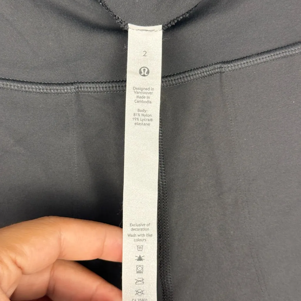 Lululemon Align Wide Leg Super-High-Rise Crop *23"
Graphite Grey Women’s Sz 2 - Image 6