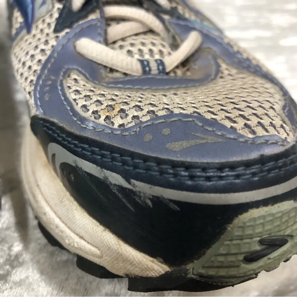 Brooks GTS 12 MOGO DNA Women’s Size 9.5 M  Running Shoes Blue gray white - Image 10