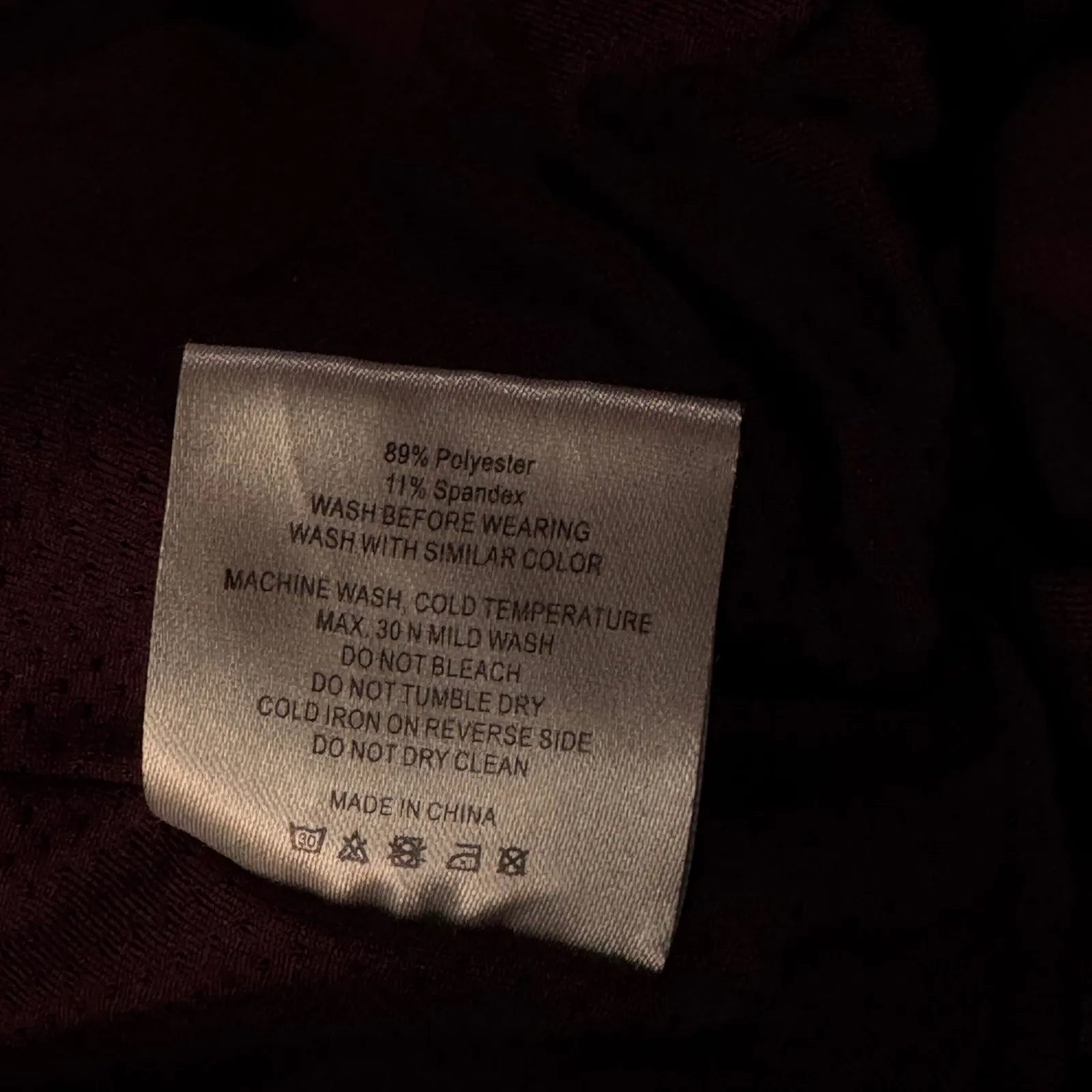 Zyia Active Medium Plum Mesh Energy Shorts Pull-On Zip Pocket Stretch Liner - Image 7